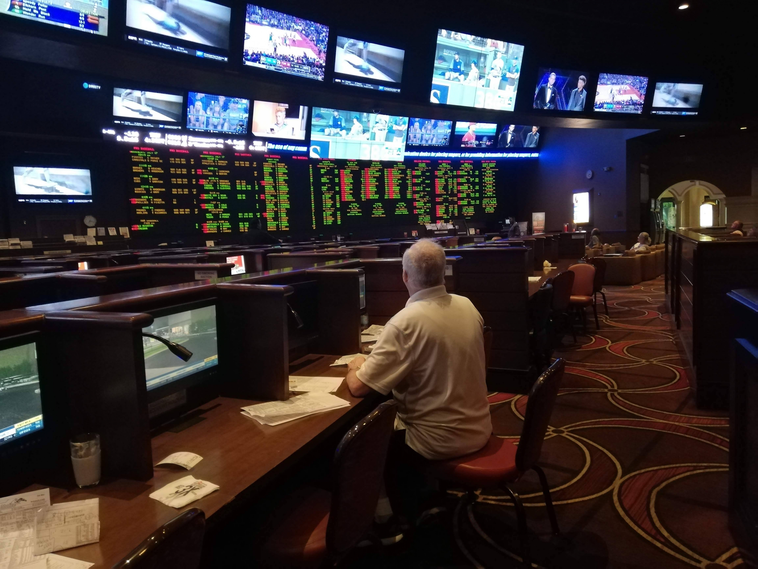 Is Handicapping turning to Fantasy sports for action?